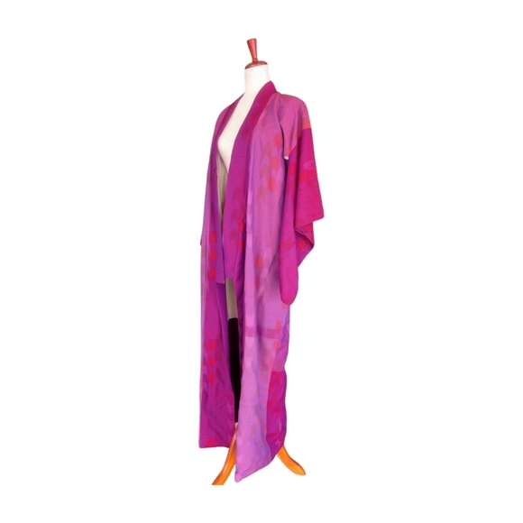 Vintage Fuchsia Japanese Kimono OS Fits Most - Picture 4 of 13
